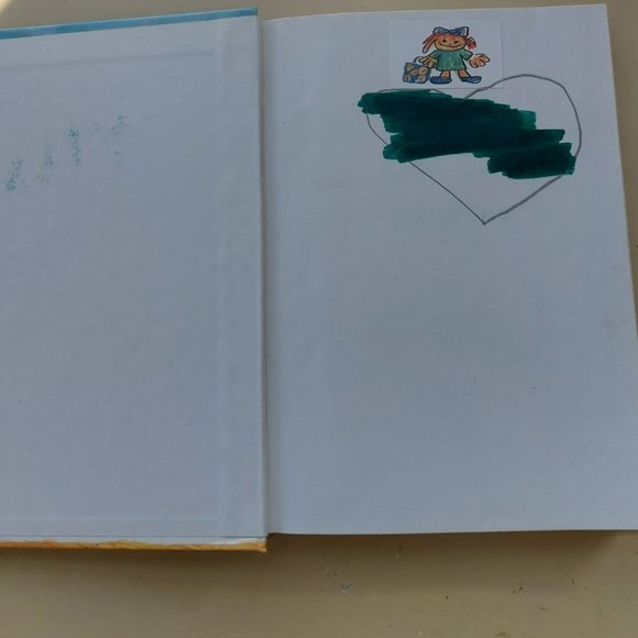 2 Disney Books - Picture 4 of 8